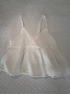 H&M Girls 8 White Textured Ruffle-Trim Camisole Top